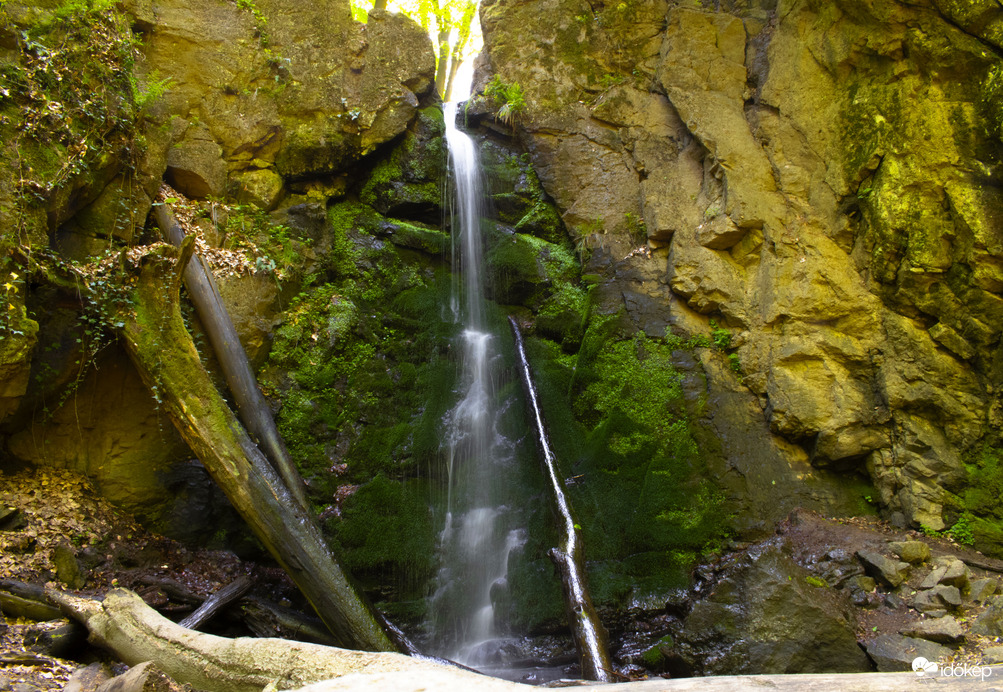 Ilona-völgyi vízesés