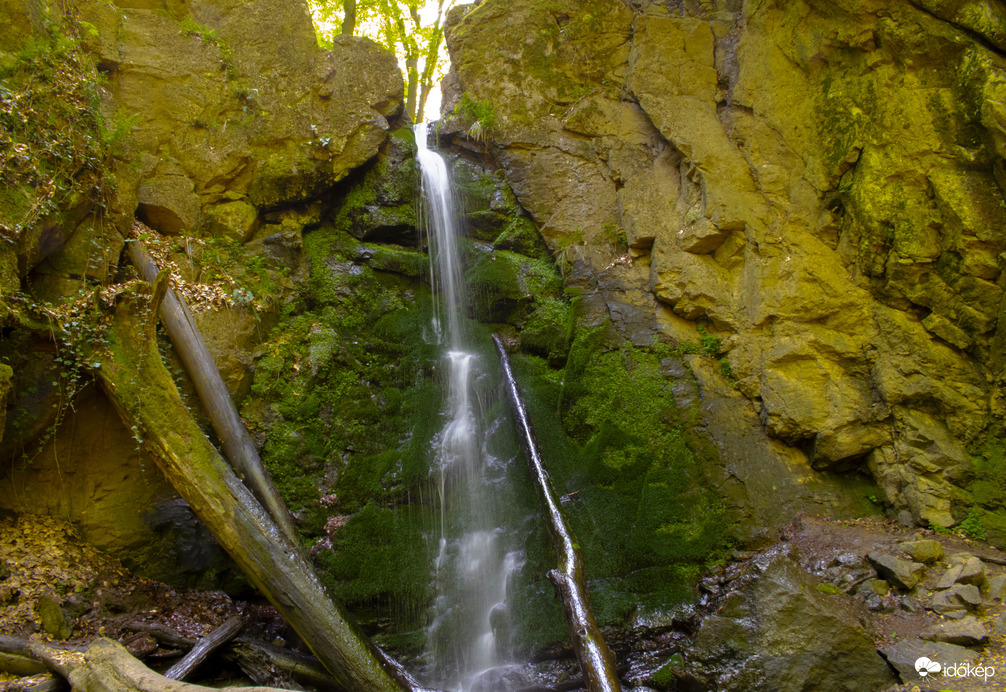 Ilona-völgyi vízesés