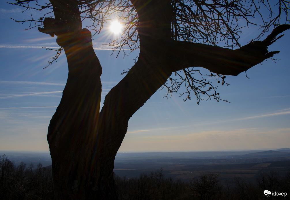 Napsütéses Eremény-tető