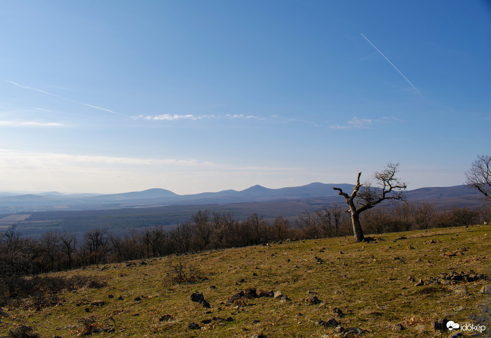 Napsütéses Eremény-tető