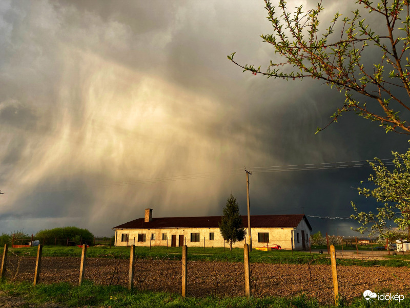  jég eső a távolba 
