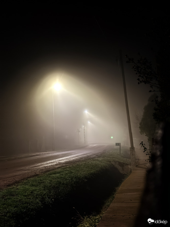 Ködös éjszaka 