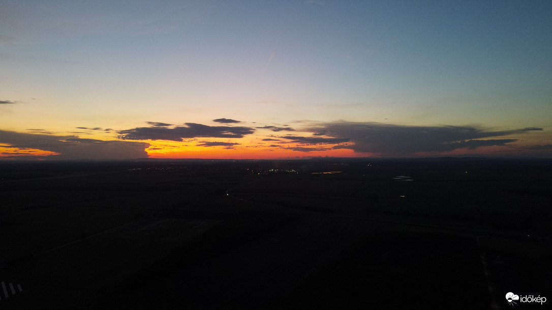 Napnyugta a magasból