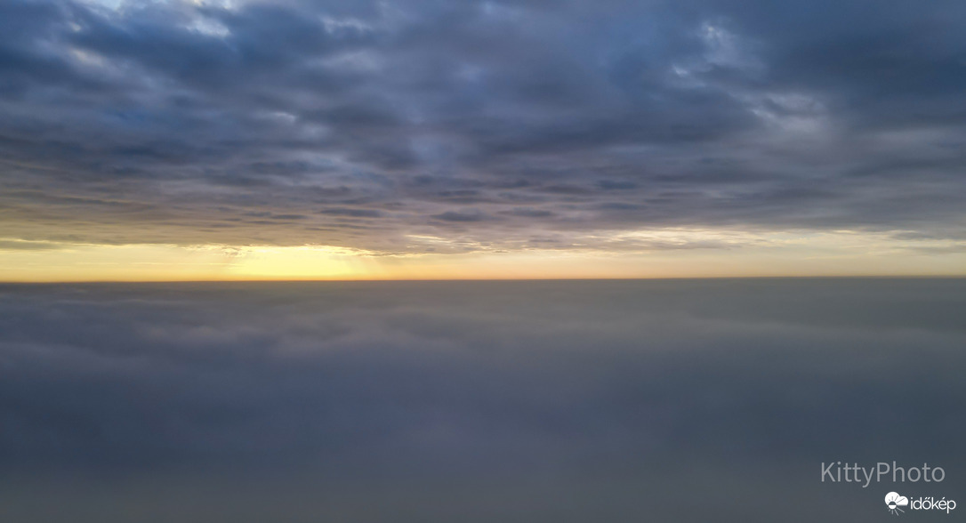 Fent is alig süt a nap :(