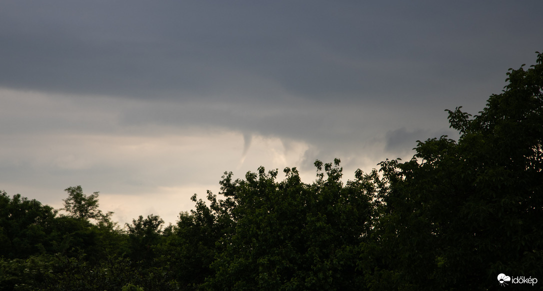 Tuba Perkáta mellett