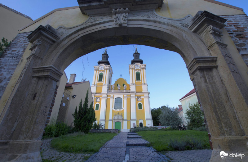 Belvárosi séta , Bazilika