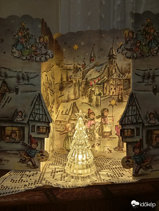 BOLDOG KARÁCSONYT KÍVÁNOK MINDENKINEK! 