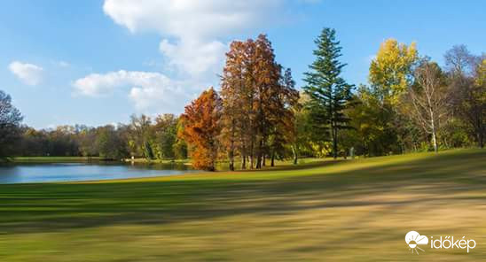 Ősz a martonvásári kastélyparkban