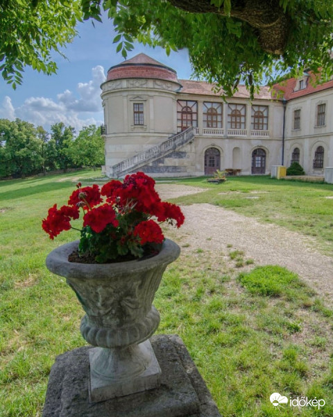 Iszkaszentgyörgyi kastély