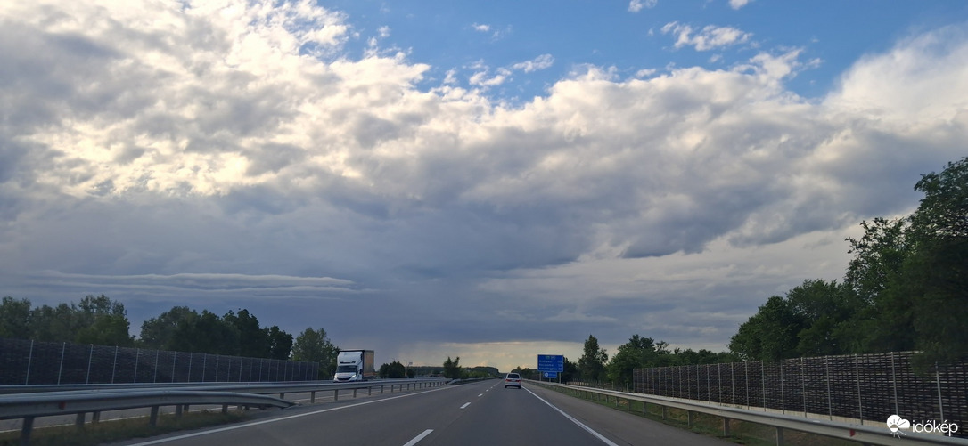Kistelek