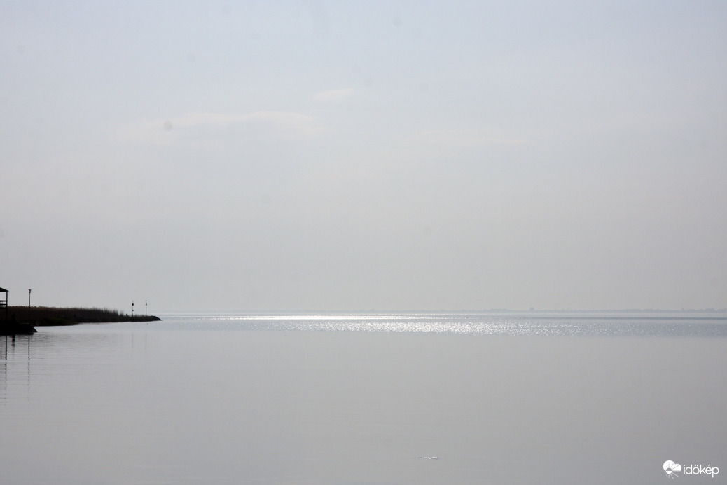 Fényjáték a vizen