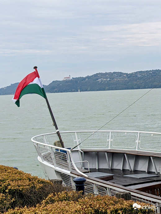 Kikötői panoráma