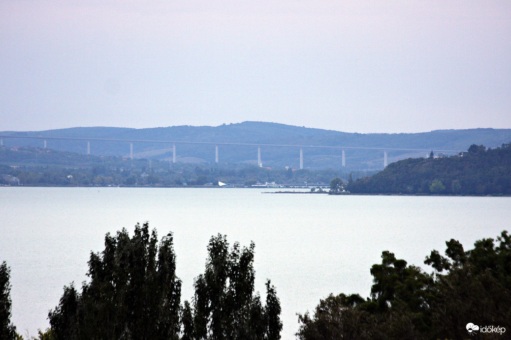 völgyhíd