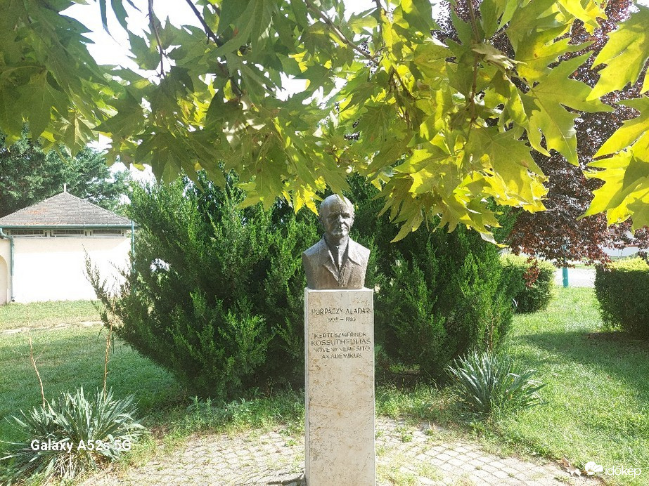 Pomáz