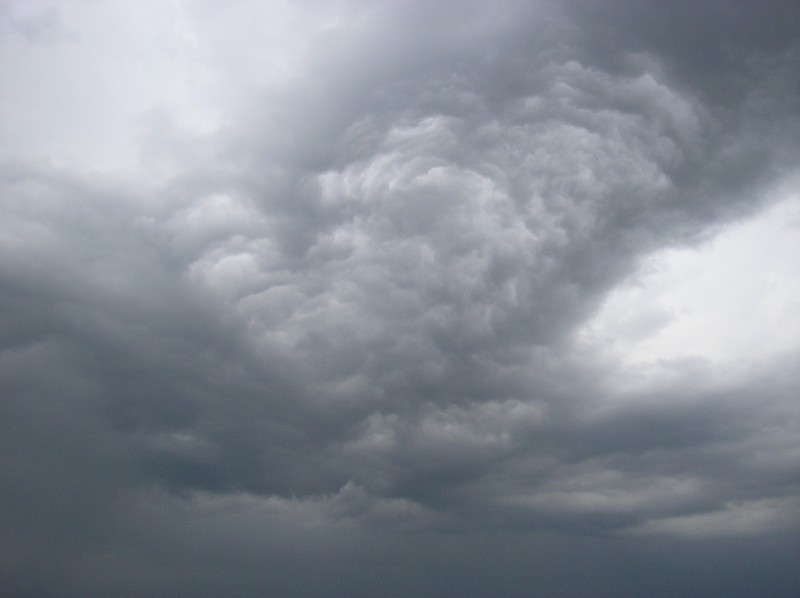 Érdekes zivatarfelhő