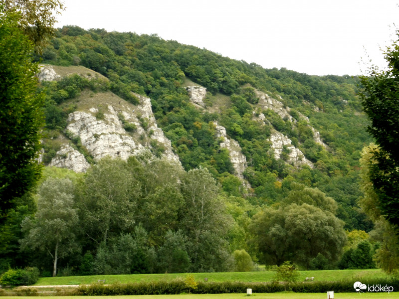 Óbarki sziklák 