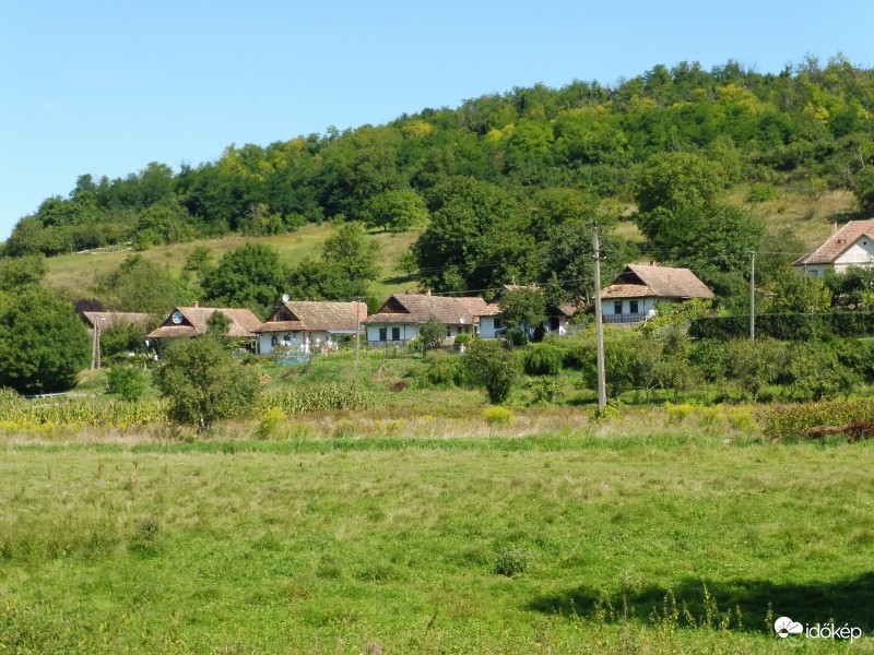 palóc házak sora