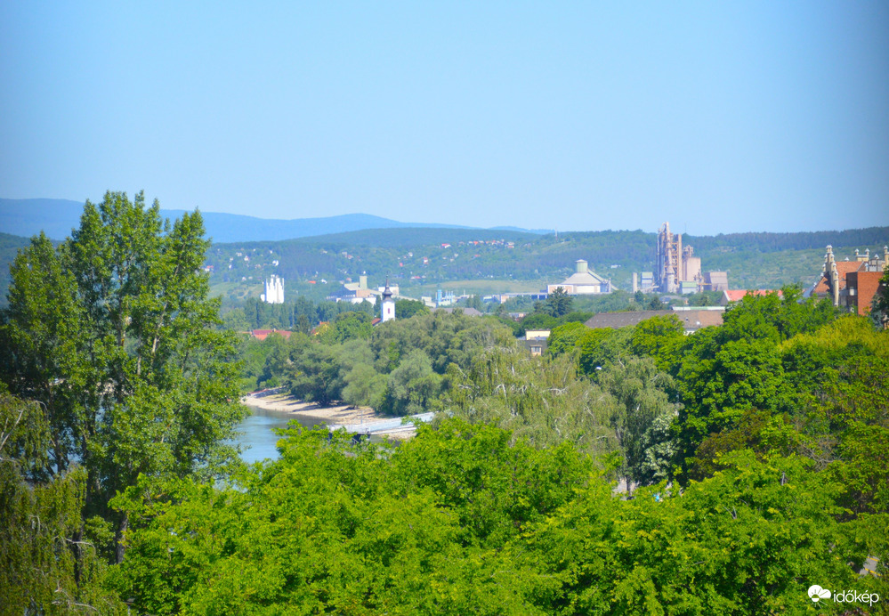 Vác