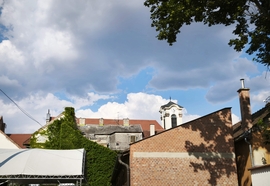 Vác