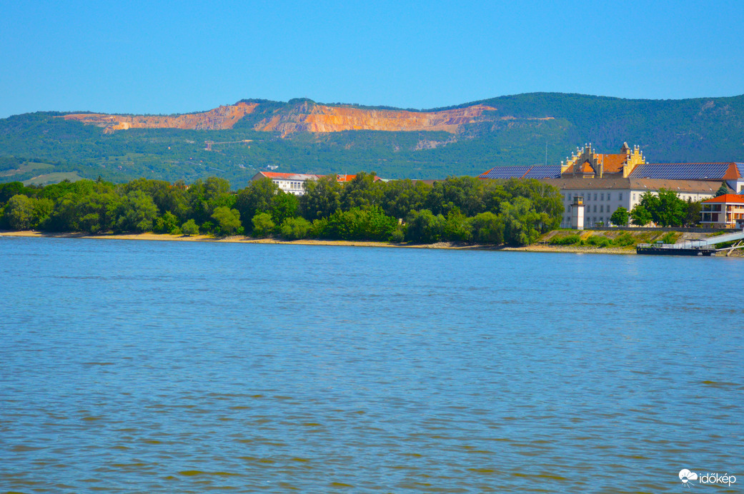 Vác