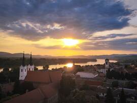 Vác