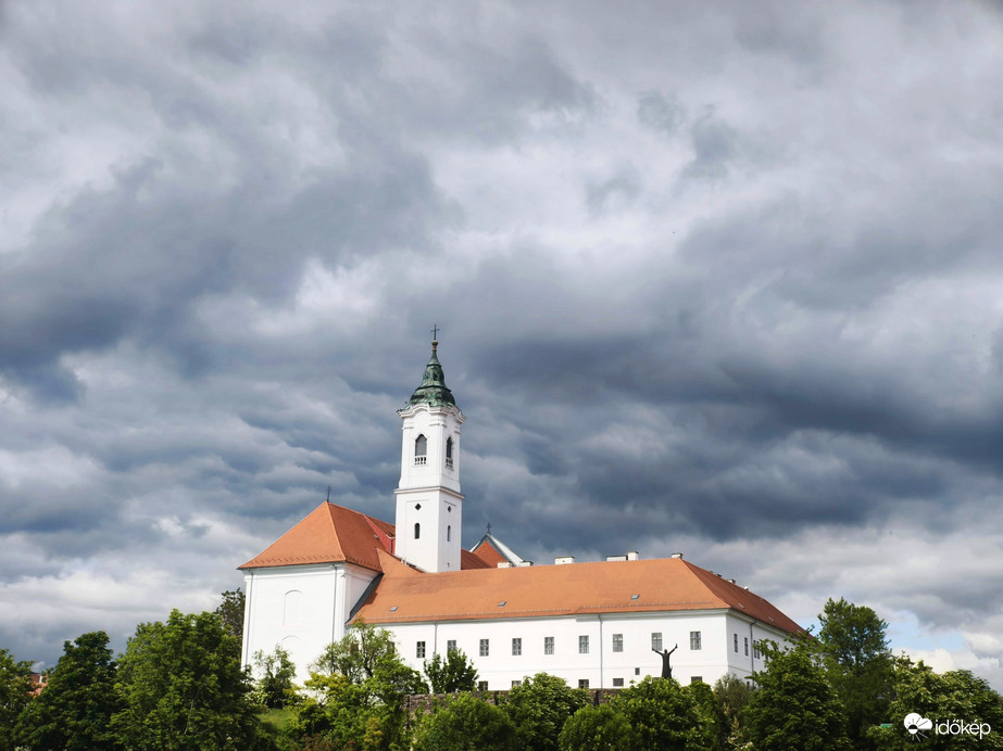 Vác