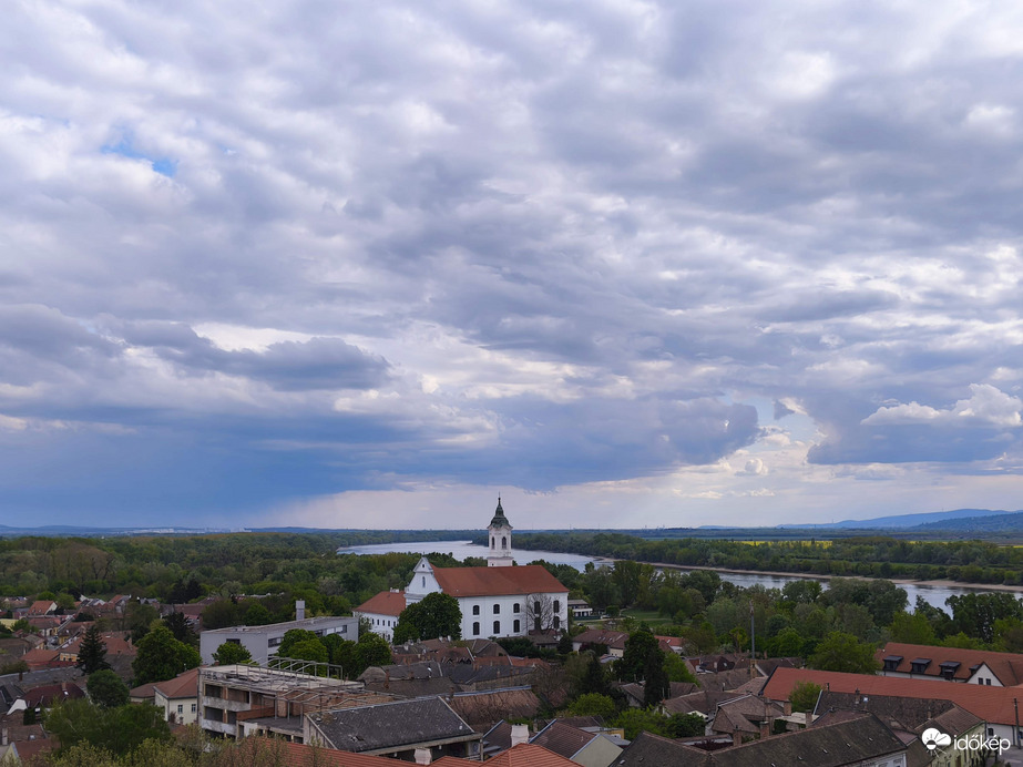 Vác