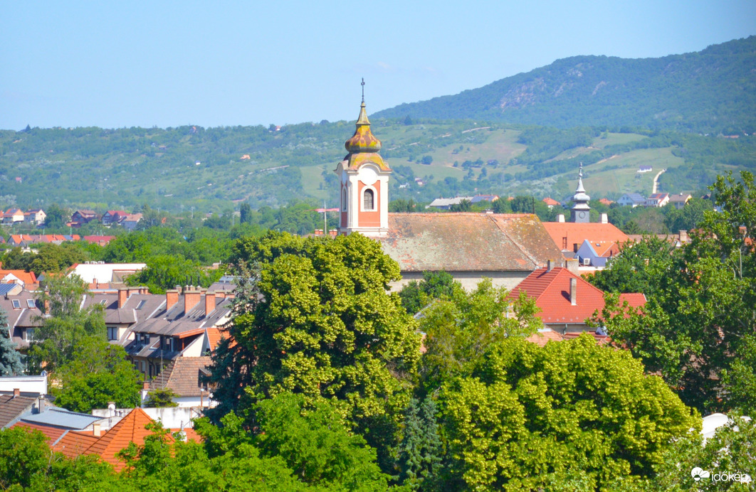 Vác