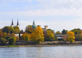 Vác