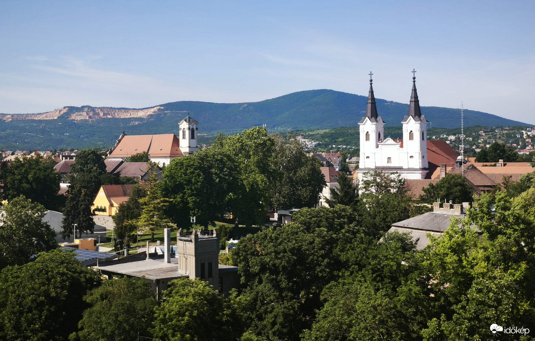 Vác