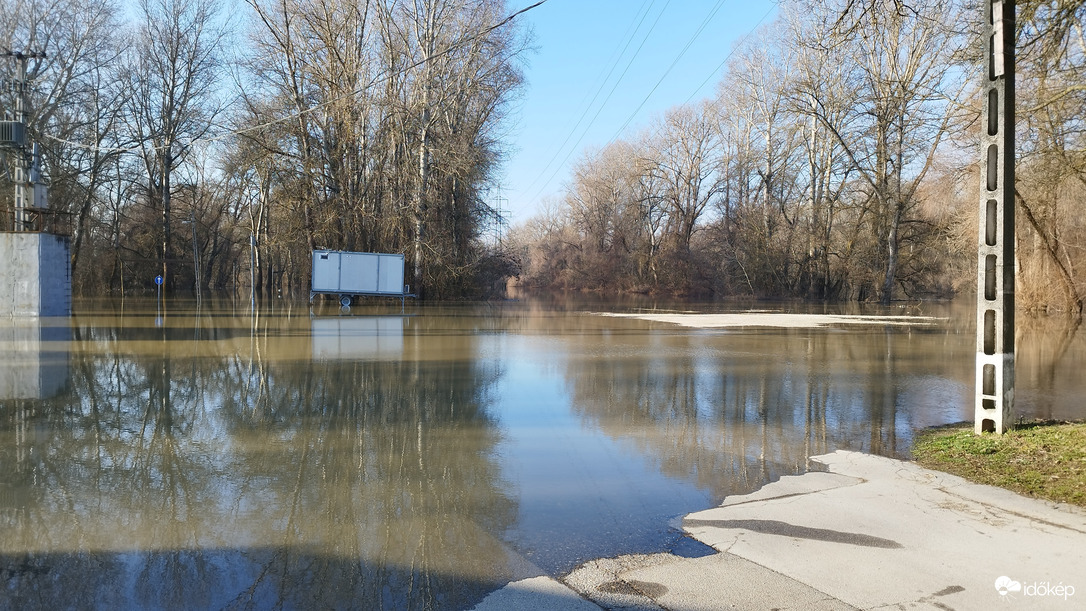 A Tisza Tiszaújvárosnál