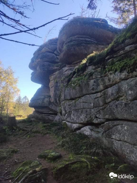 hatalmas granit sziklak Au,Nemet CSeh Hármashatar környekén