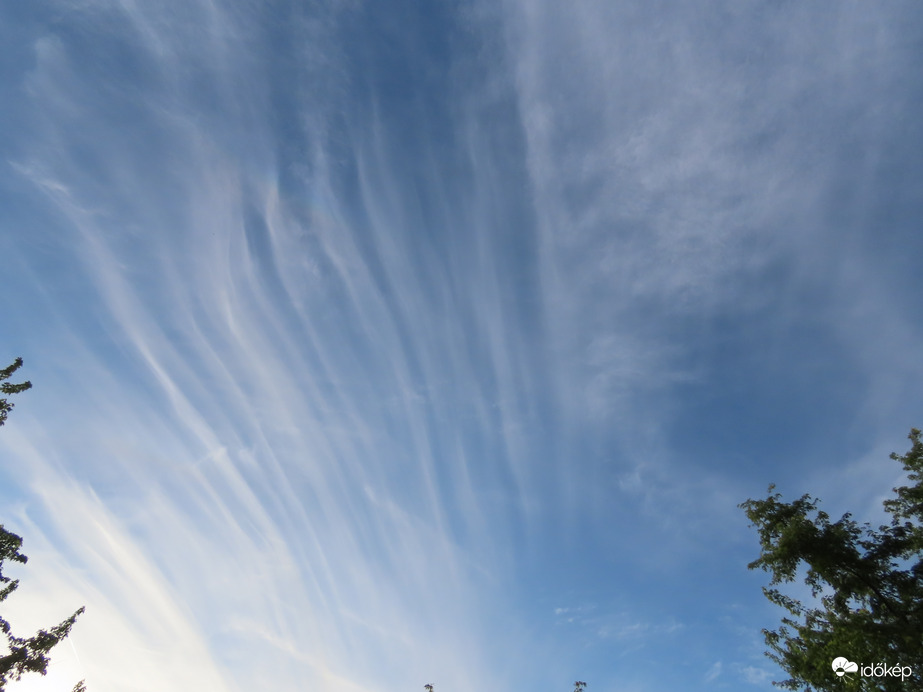 Fátylak az égbolton 3.