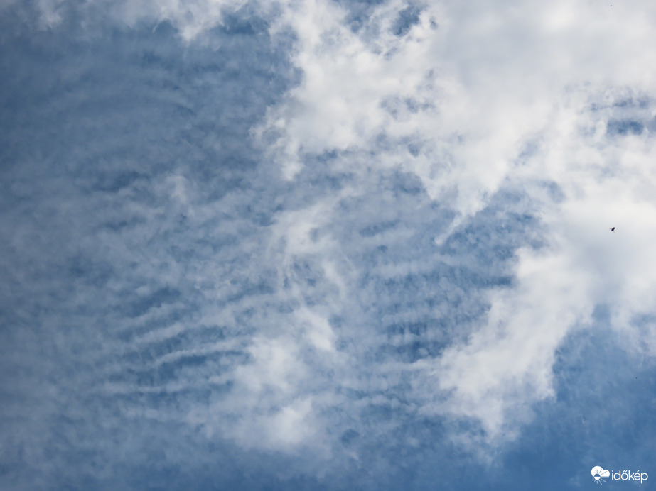Felhők kora délután