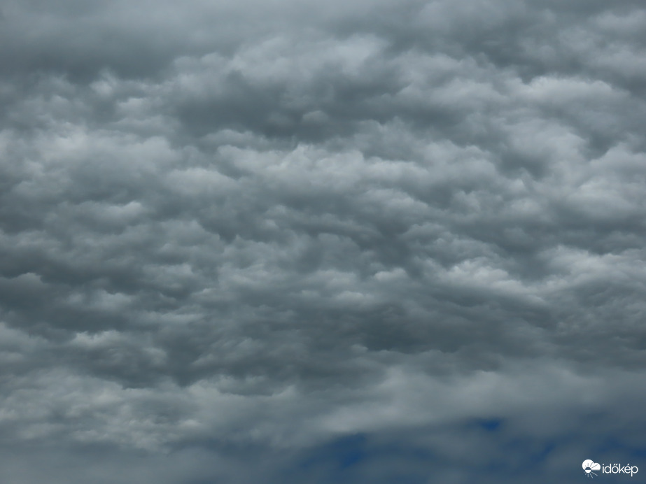 Felhők délelőtt 2.