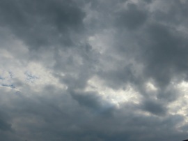 Mai délután felhői