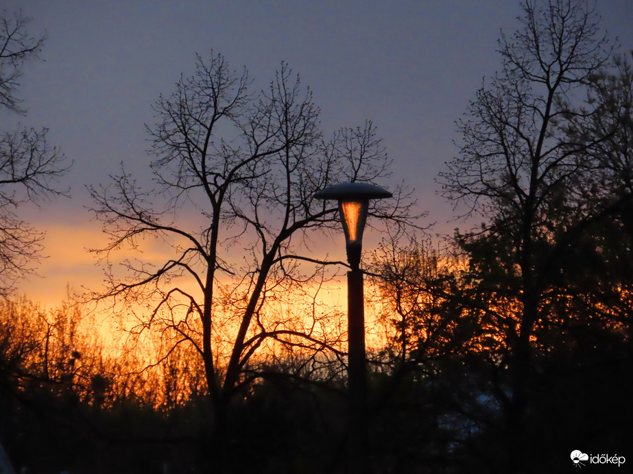 Így indult a Húsvéthétfő