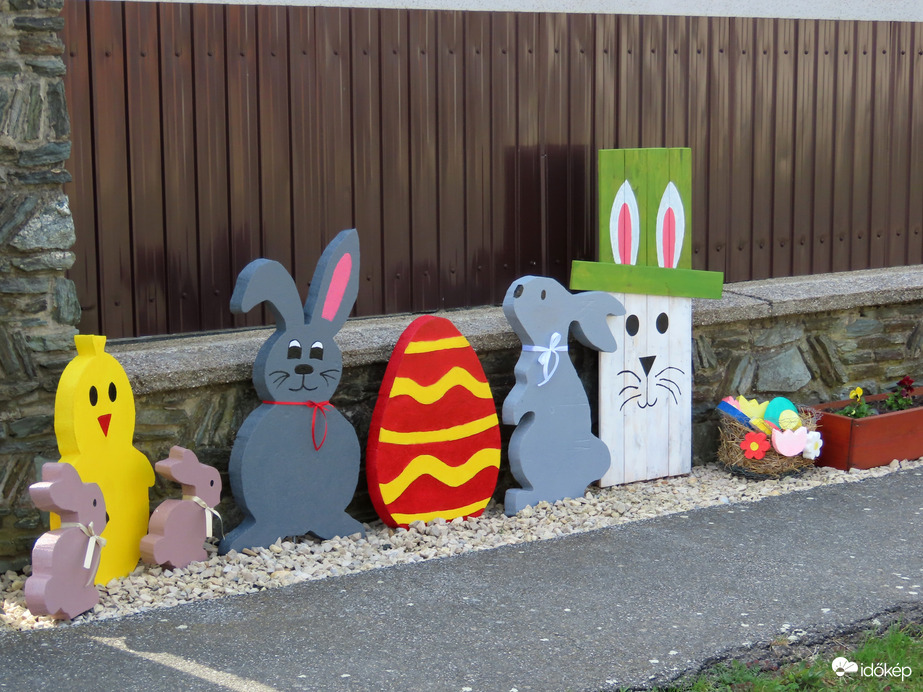 Húsvétvárás Pecölben