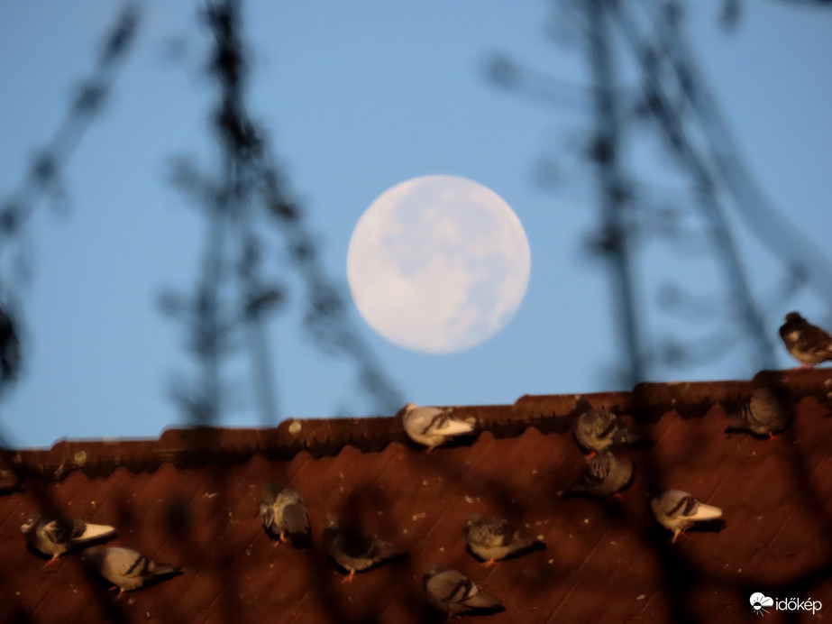 Napkelte után