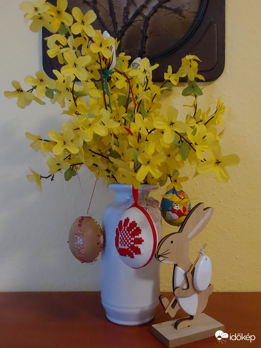 Kellemes Húsvéti Ünnepeket!