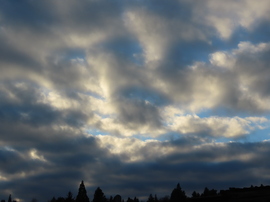 Gyülekeznek a felhők