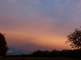 Pirkadat az ÉNy-i égbolton