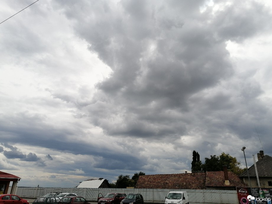 Csákvár