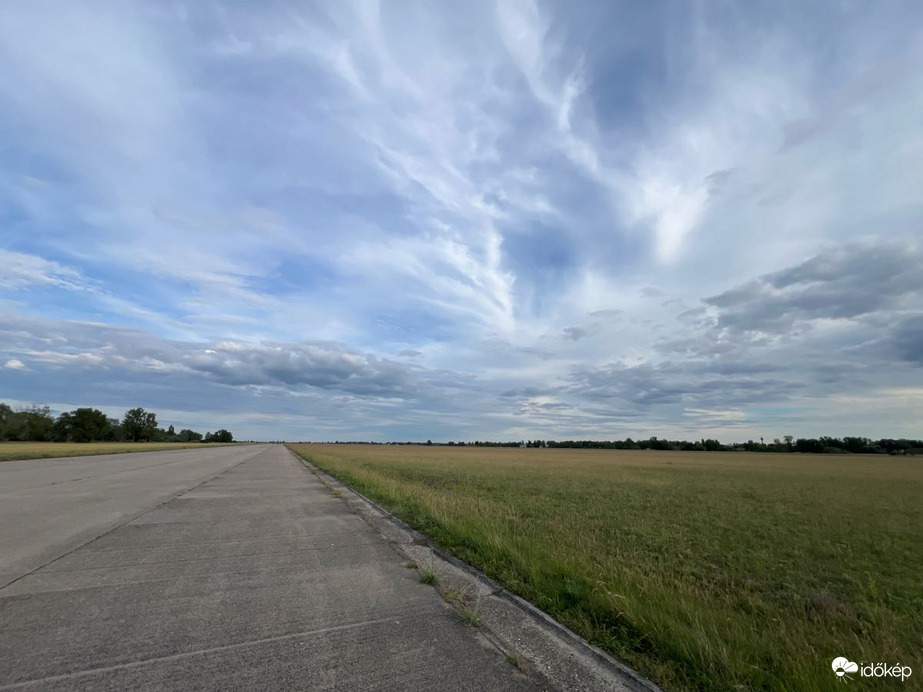Kiskunlacháza