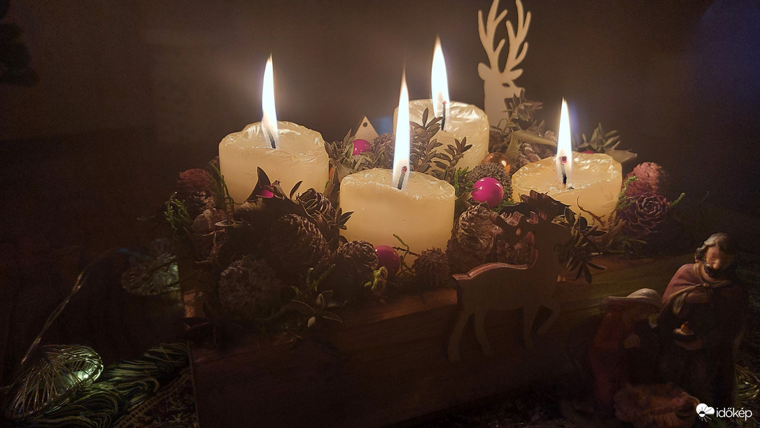 Békés, kellemes karácsonyi ünnepeket mindenkinek