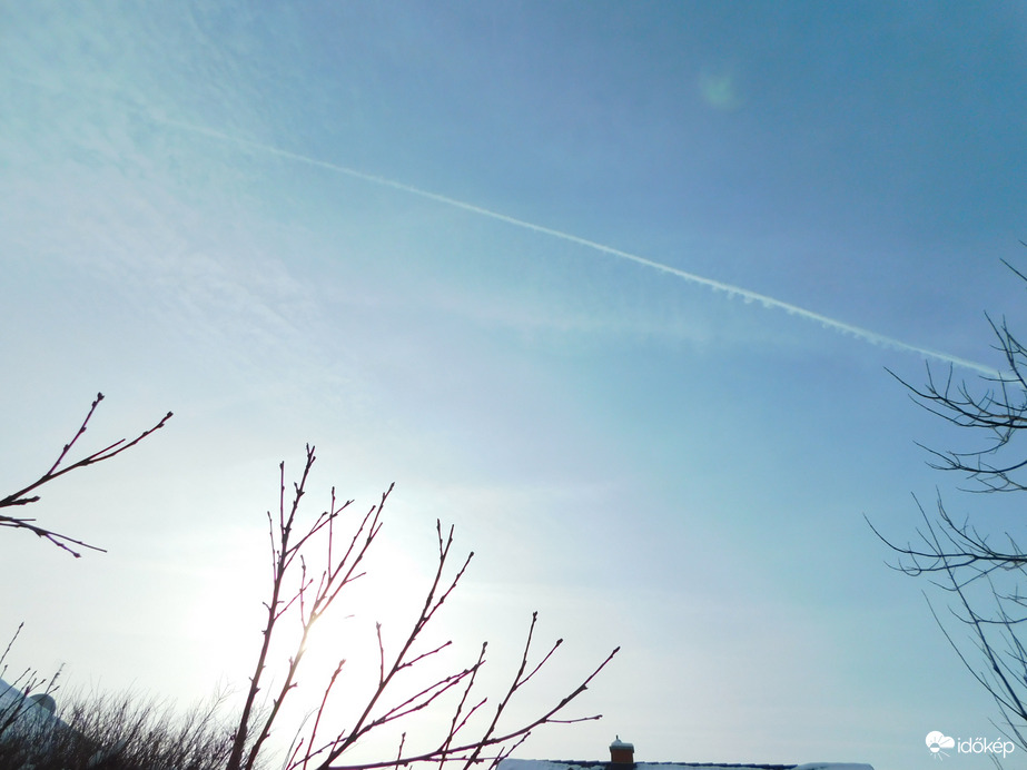 Szürke, ködös, nyirkos idő..  vagy nem. :).