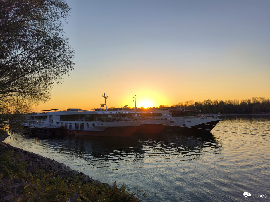 Emelkedésre várakozás 