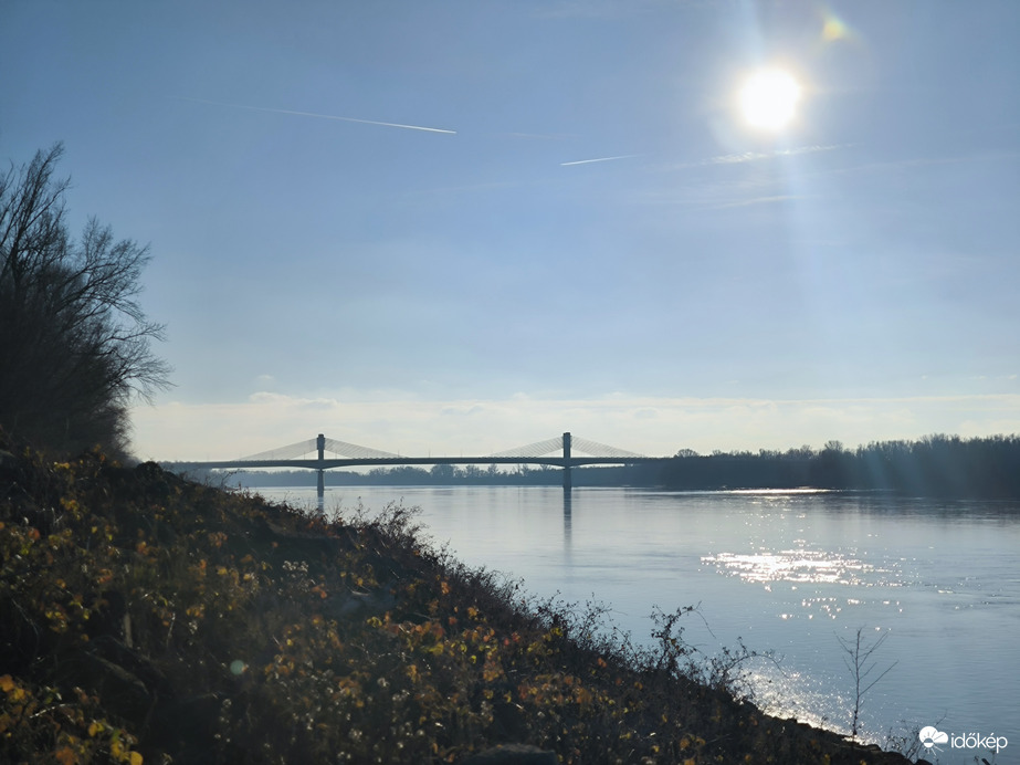 Karácsonykor a Duna parton 