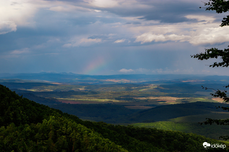Halvány szivárvány 