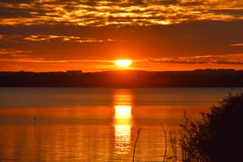 Szeptemberi naplemente a Balatonon